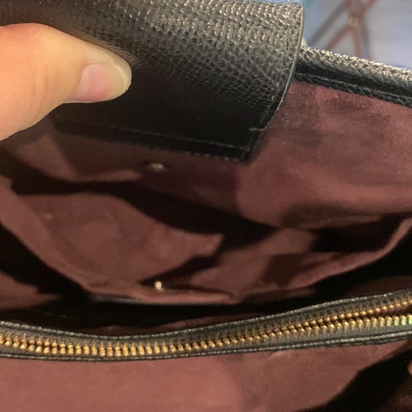 Leather coach handbag. Suede interior. - Picture 11 of 12